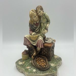 Nature Craft: VTG 1974 Little Mother Ref #841 Hand Painted Stone Craft Figurine